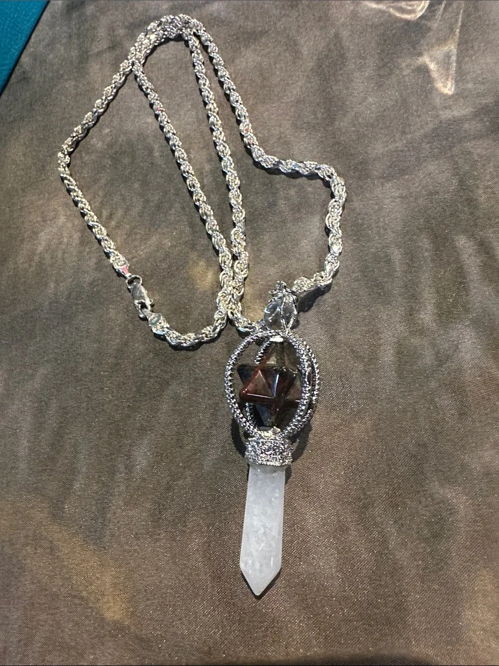 925 Silver 22” Rope Chain w/ Clear Quartz Point garnet star amulet
